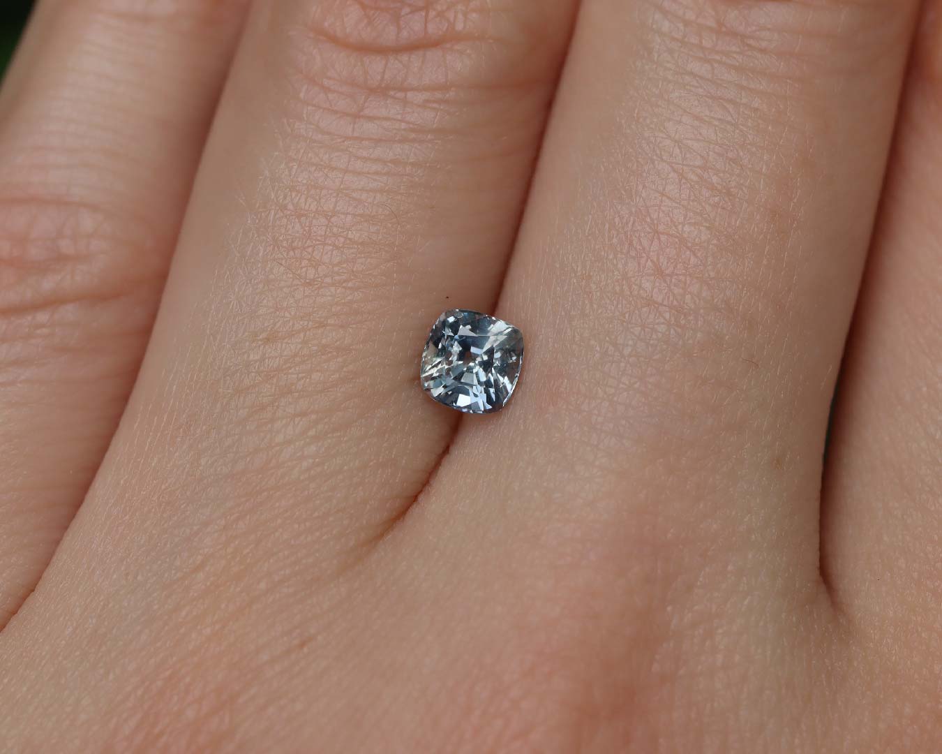 Piedra Zafiro Gris Morado 0.79cts S-1972