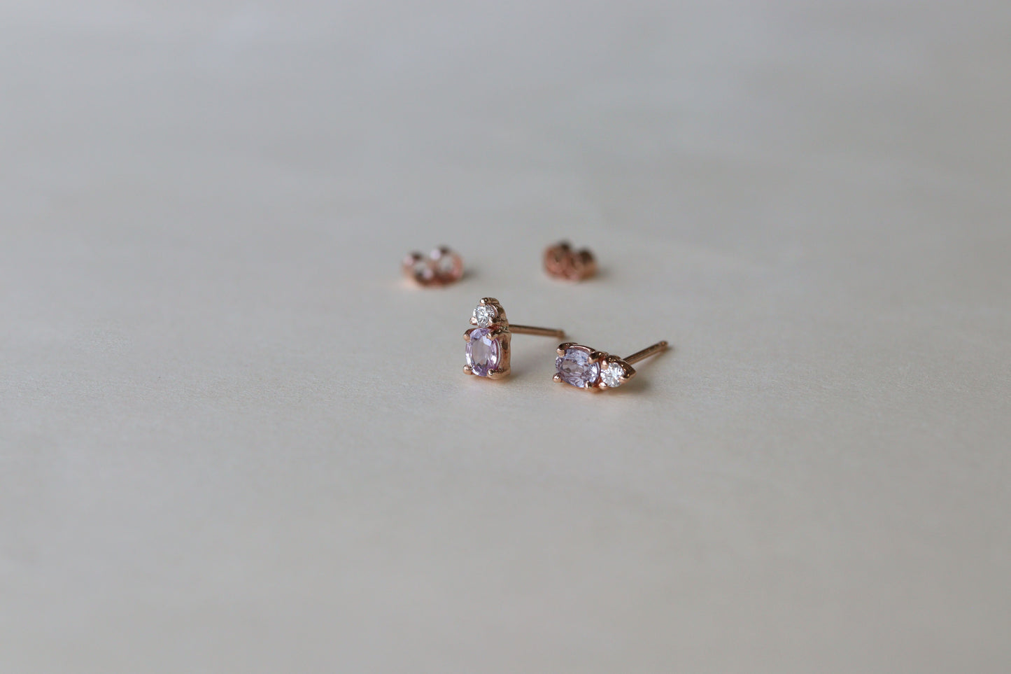 Aretes Luxe Zafiro Lila y Diamante Fine