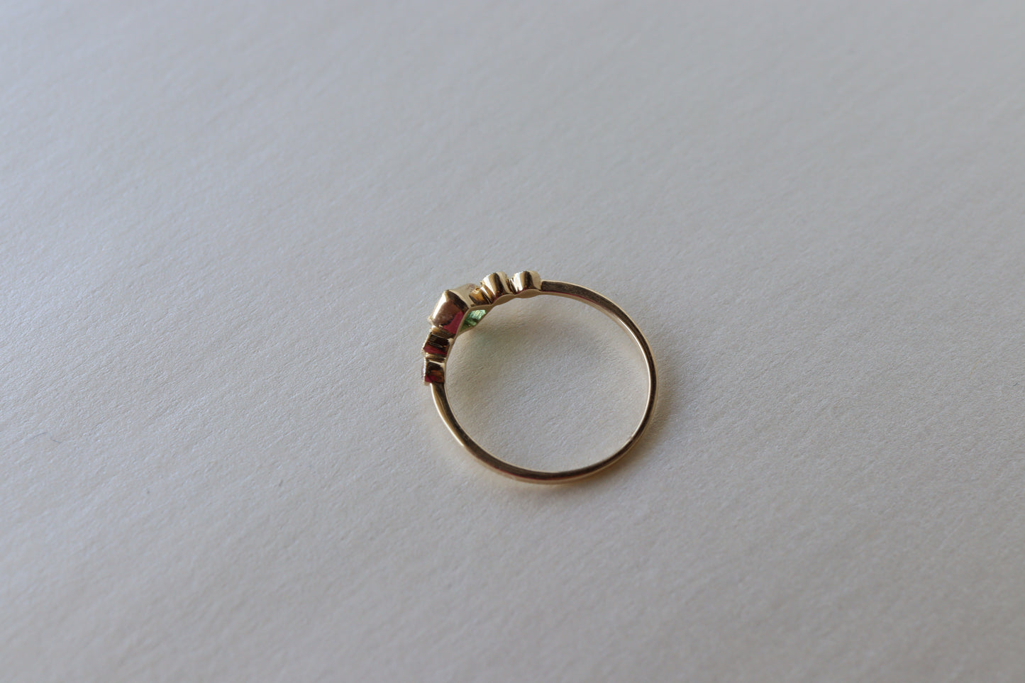 Anillo Ariadna Esmeralda Baguette