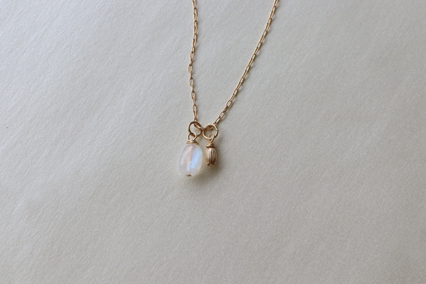 Collar Moonstone Charms