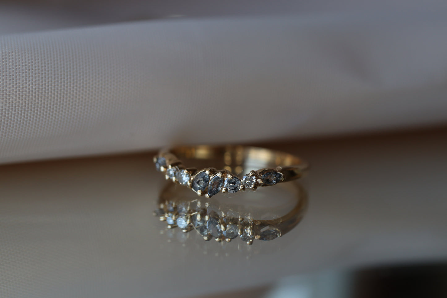 Anillo Marcela Diamantes Sal Pimienta