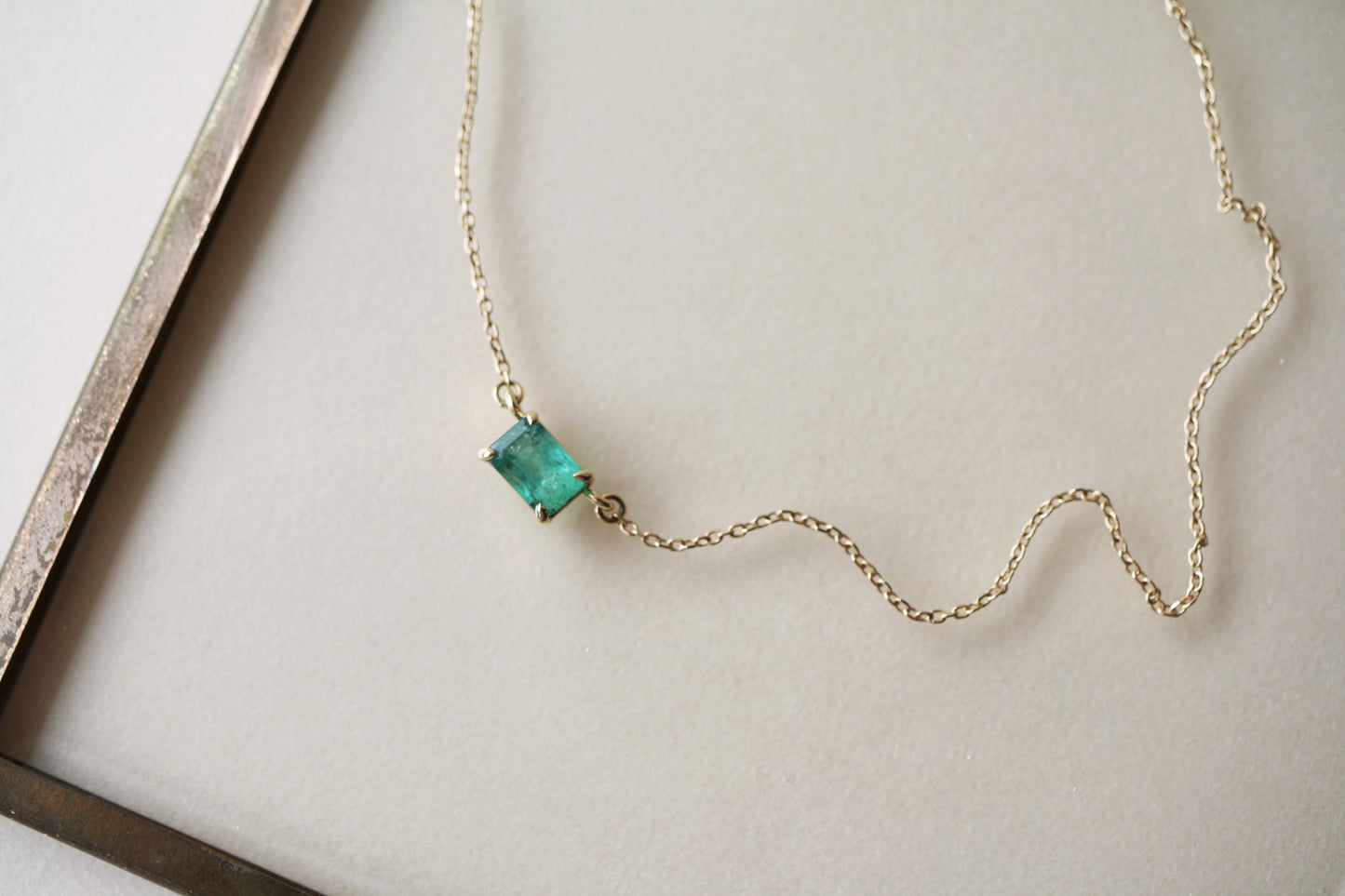 Collar Nova Esmeralda Fine