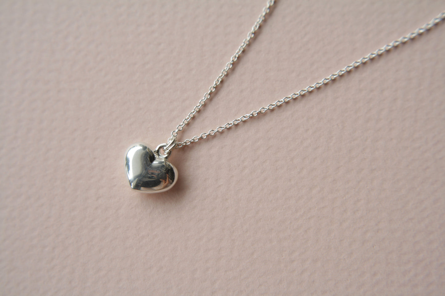 Collar Corazón "Solid Heart"