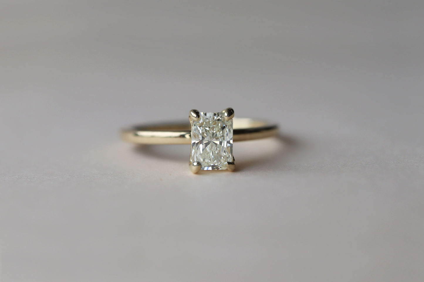 Modelo Danya Diamante Bridal