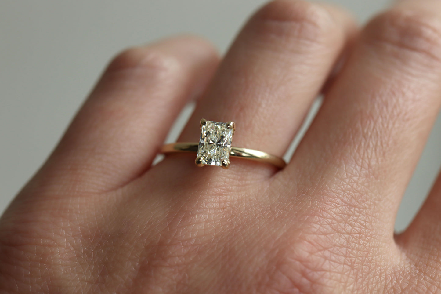 Modelo Danya Diamante Bridal