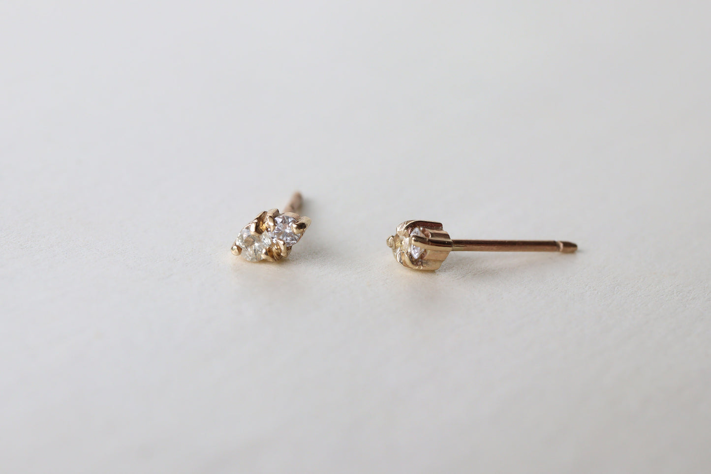 Aretes duo Zafiro Amarillo y Diamante Fine