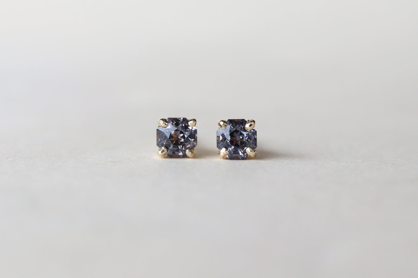 Aretes Luxe Espinelas Fine