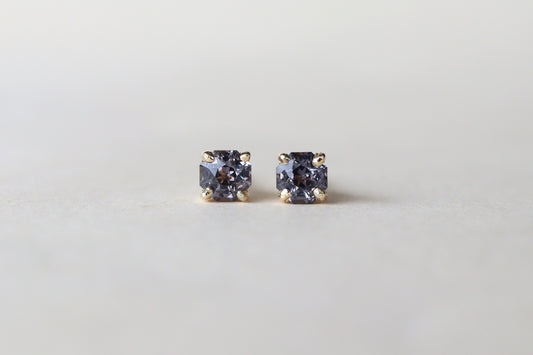 Aretes Luxe Espinelas Fine