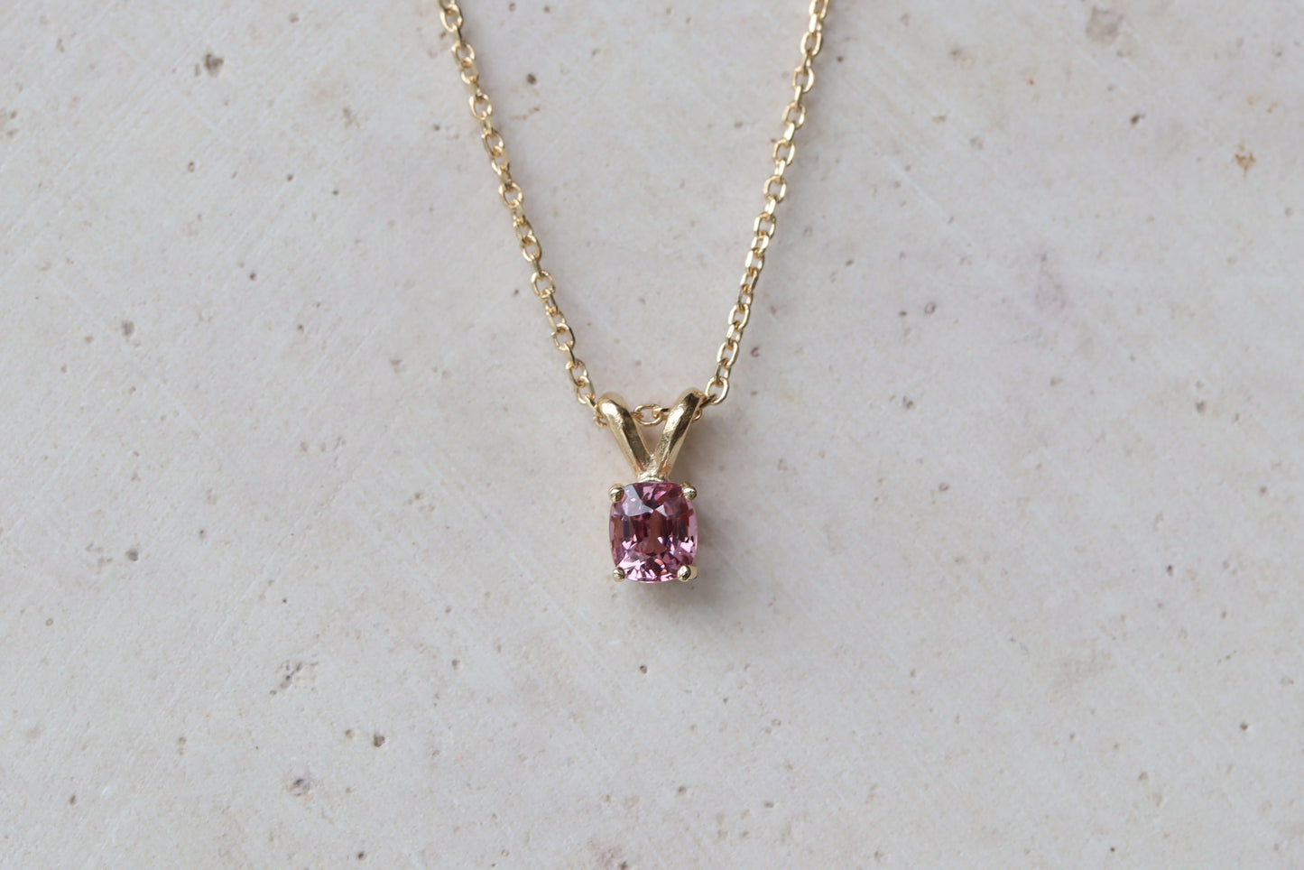 Collar Petit Lapin 4x3mm Fine