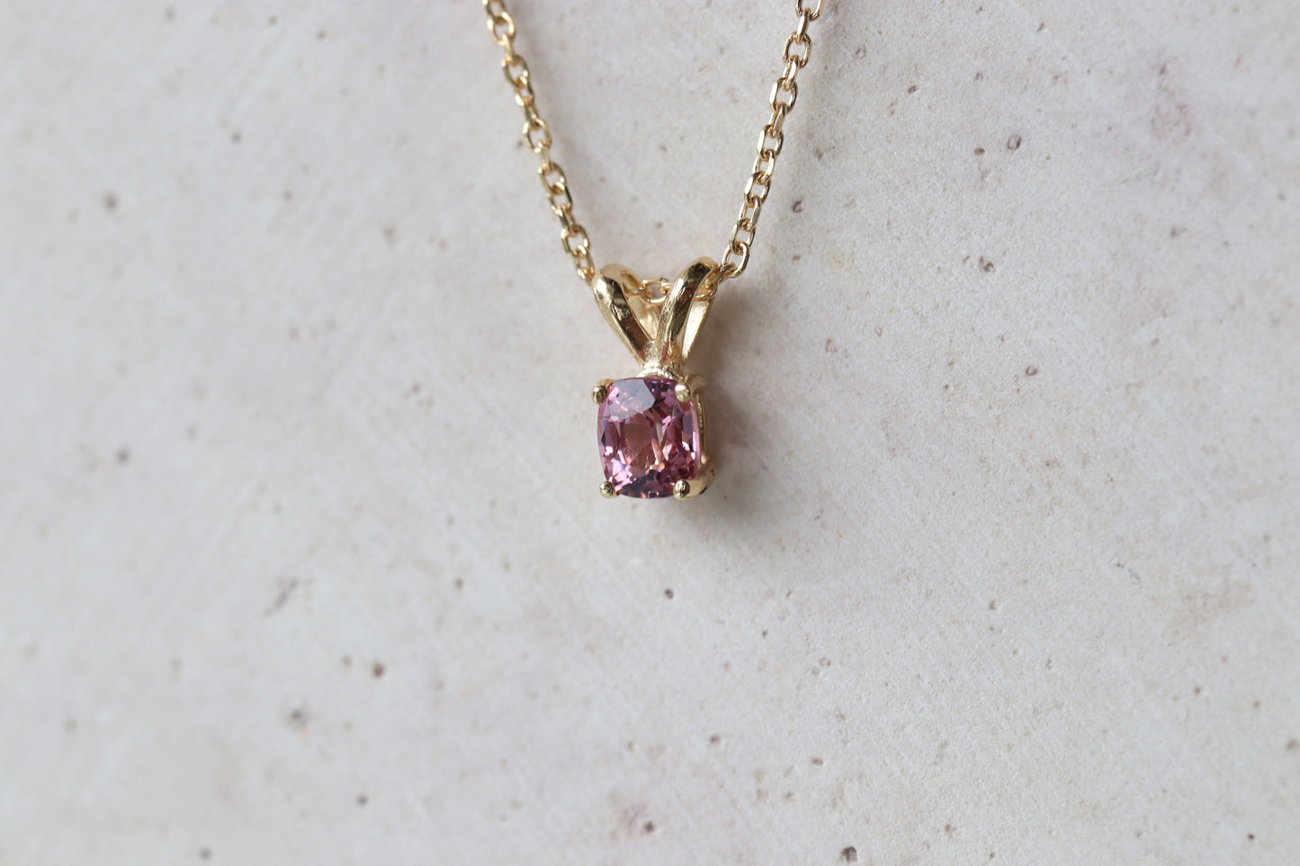 Collar Petit Lapin 4x3mm Fine