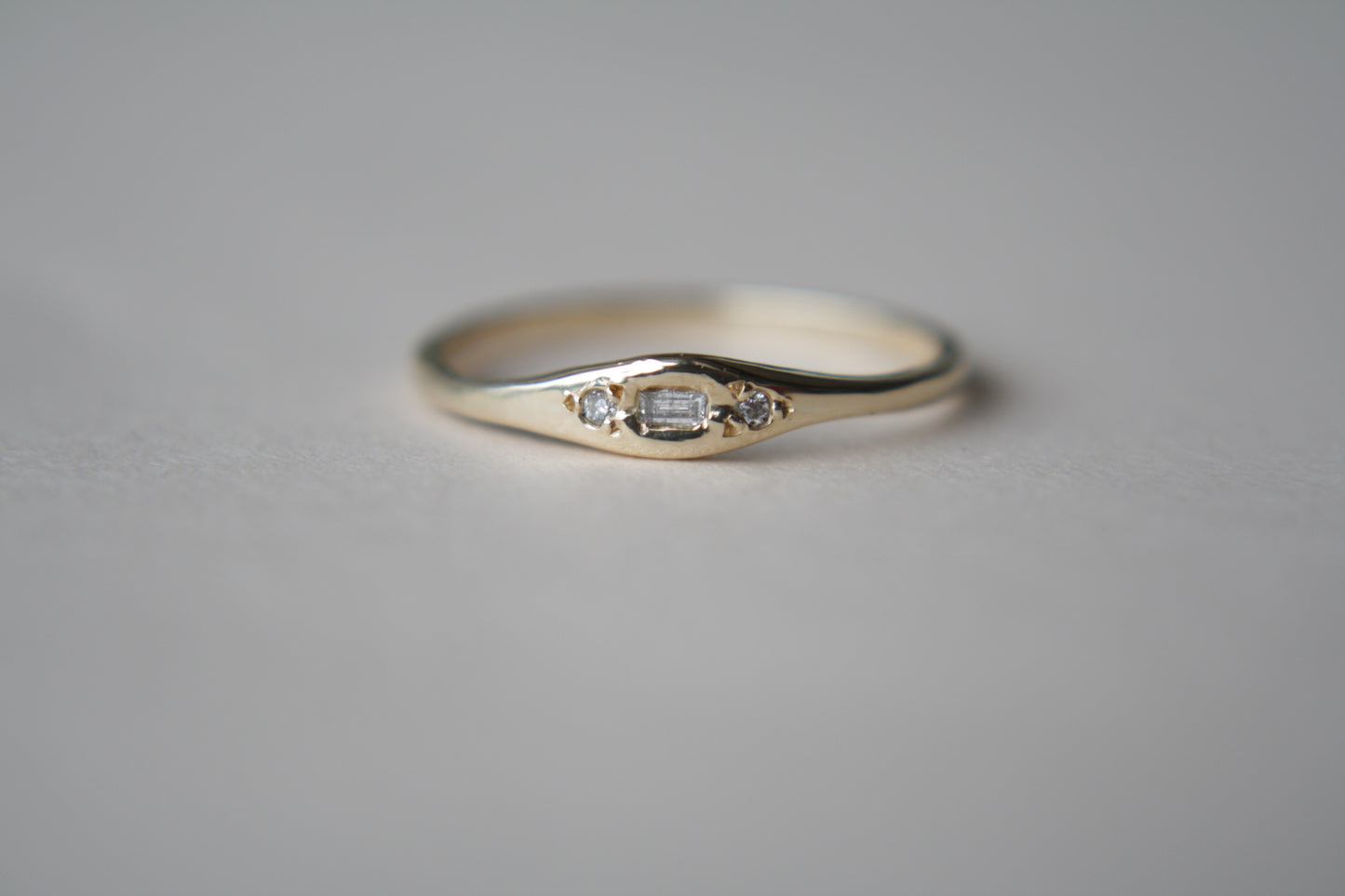Anillo Evil Eye Diamante Baguette