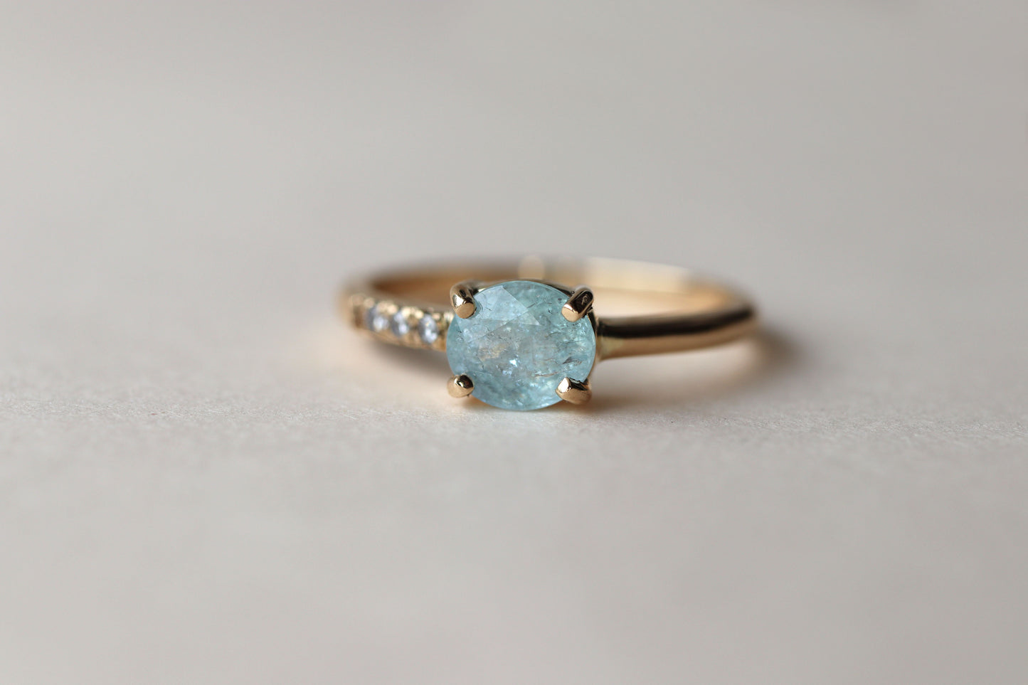 Anillo Frida Turmalina Paraiba y Diamantes