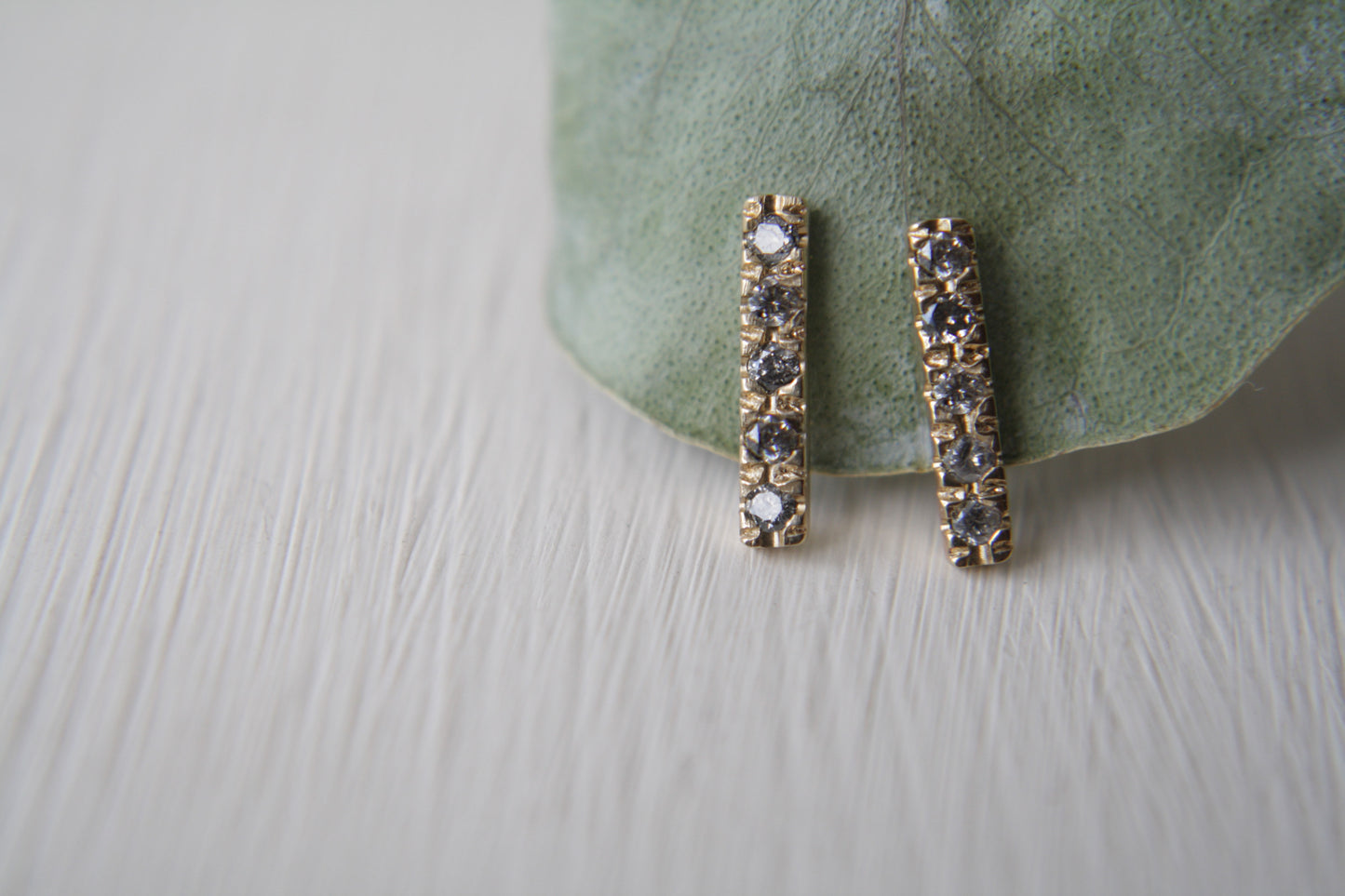 Aretes Frida Diamante Sal Pimienta fine