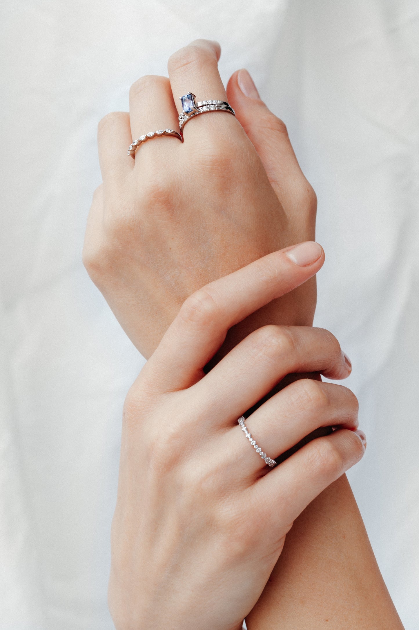 Anillo Naomi Tanzanita y Diamantes