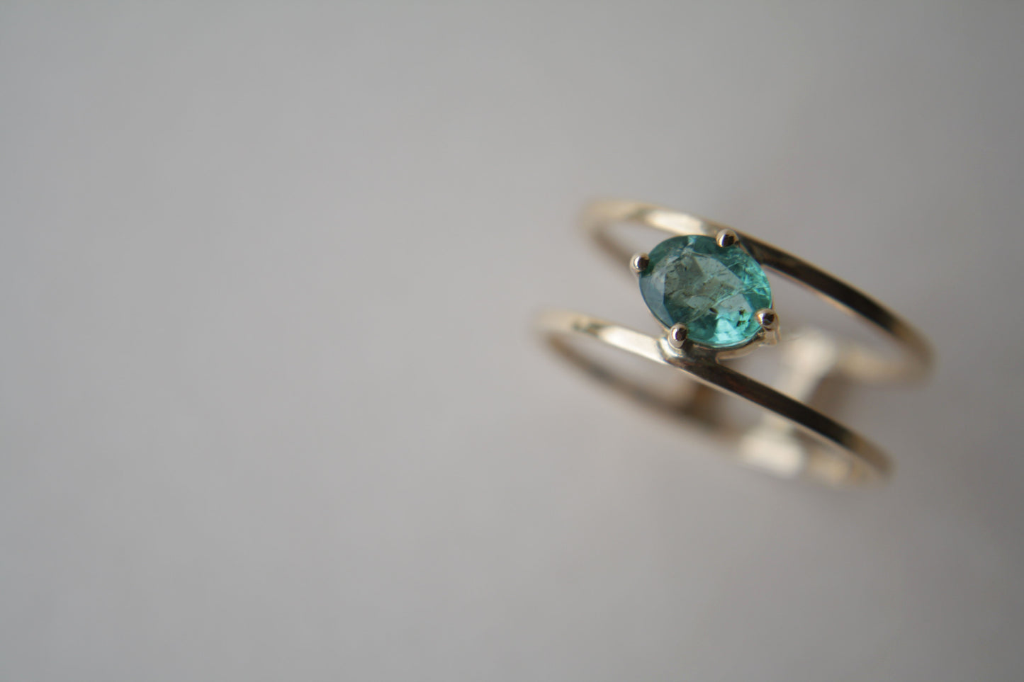 Anillo Irena Esmeralda