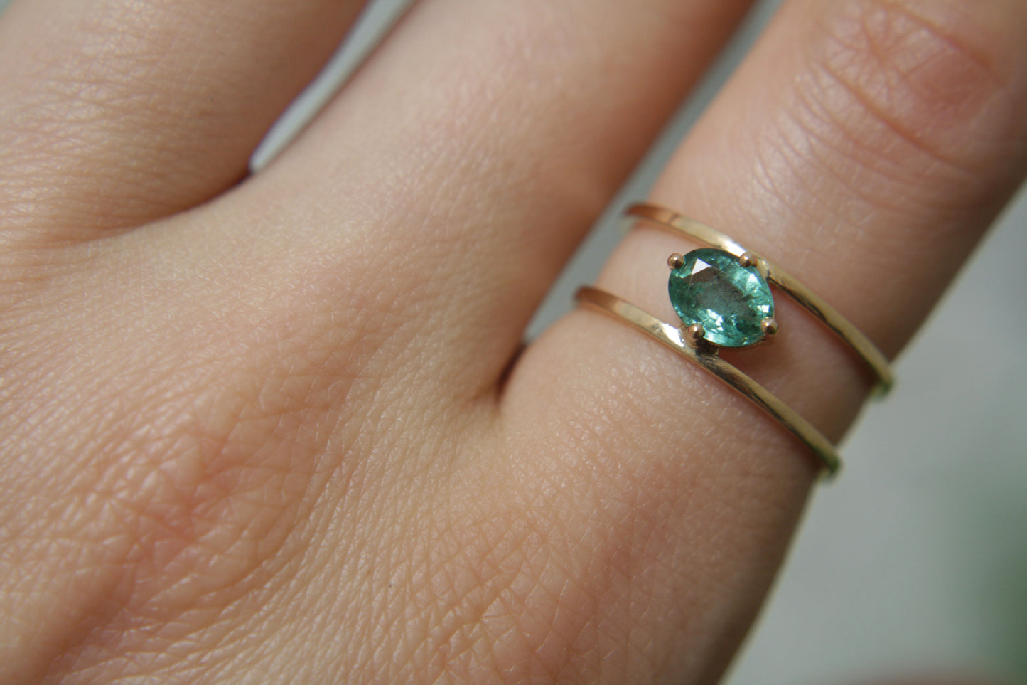 Anillo Irena Esmeralda