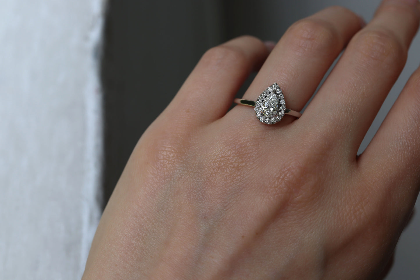 Modelo Celeste Diamante Pera Bridal