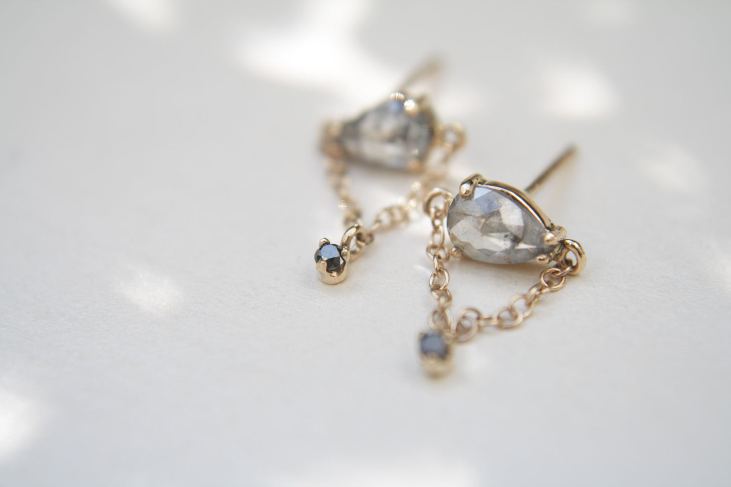 Aretes Lucerna Diamantes Sal Pimienta Fine