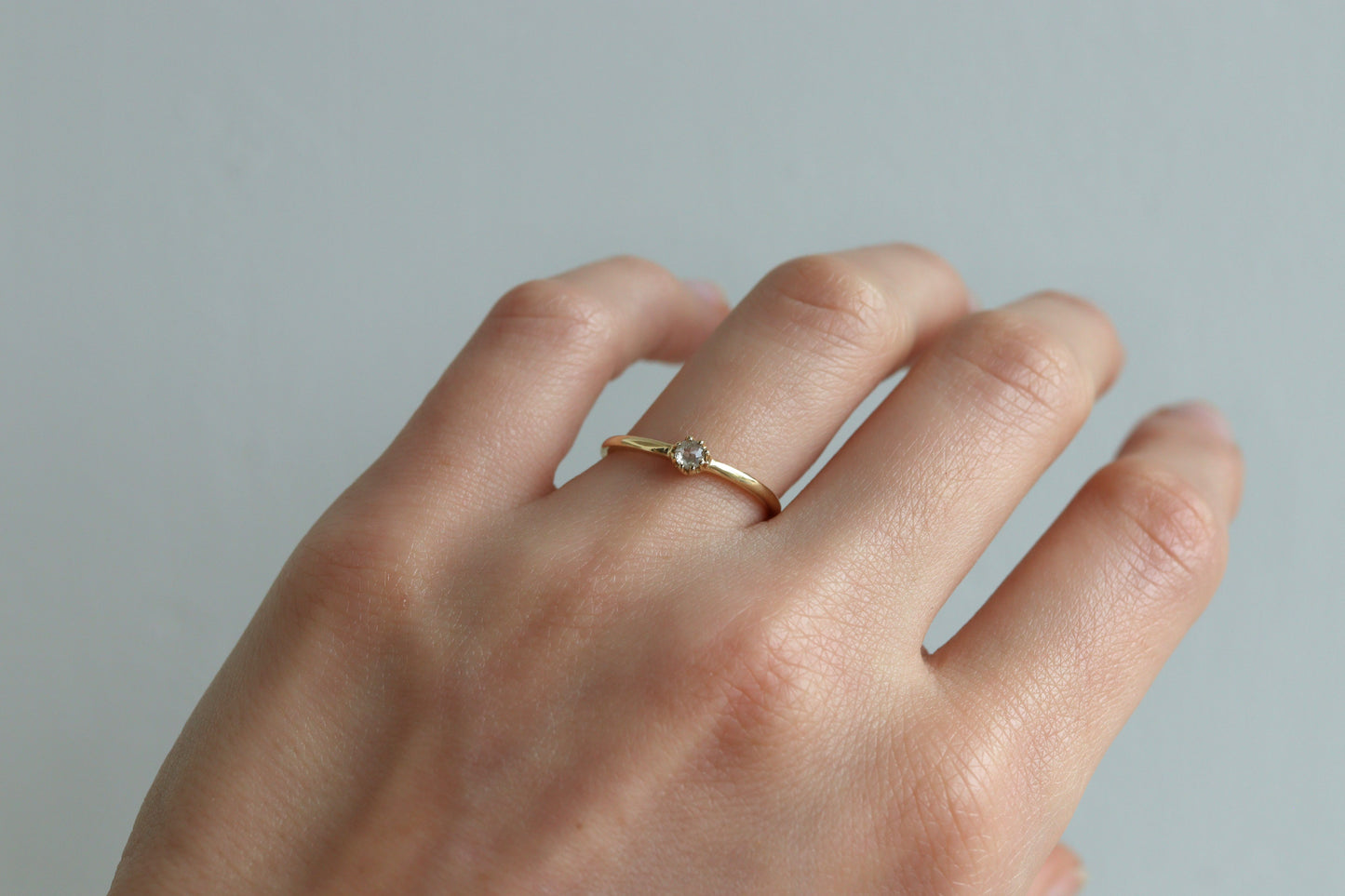 Anillo Luciana Diamante Rosecut Gris