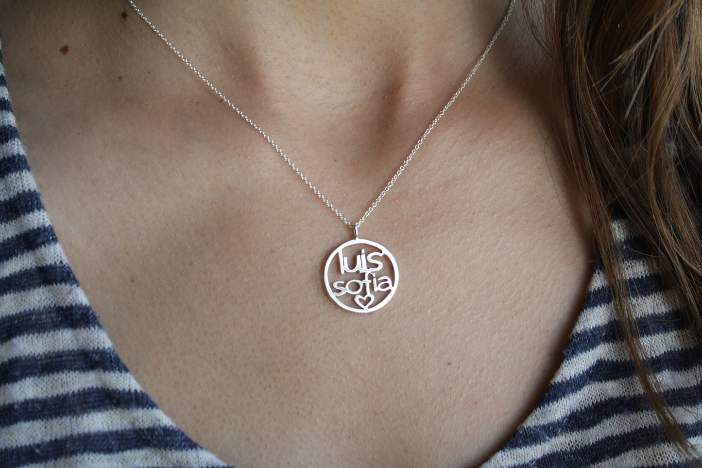 Collar Círculo con Nombres Personalizados