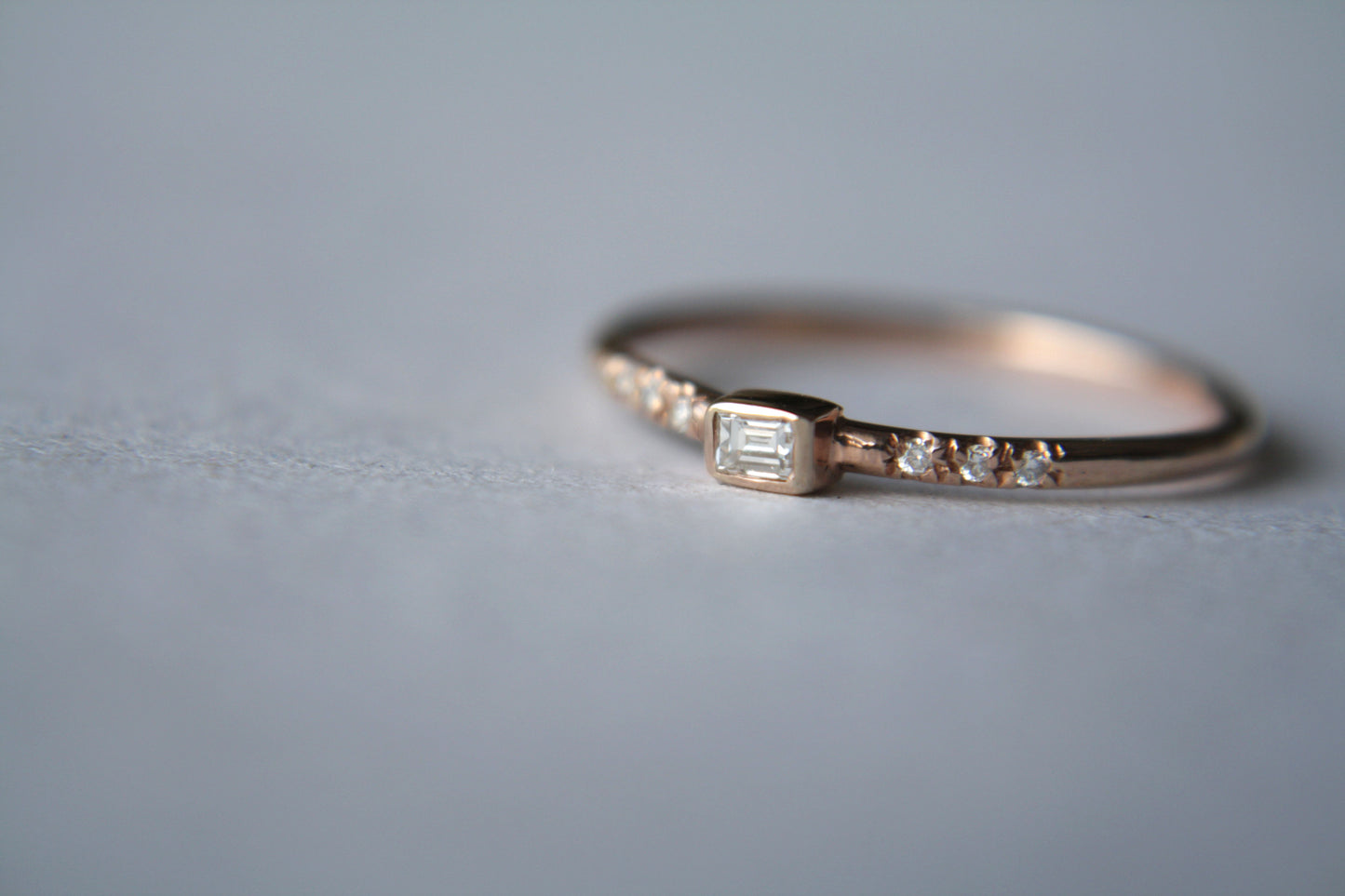 Anillo Maya Diamante Baguette