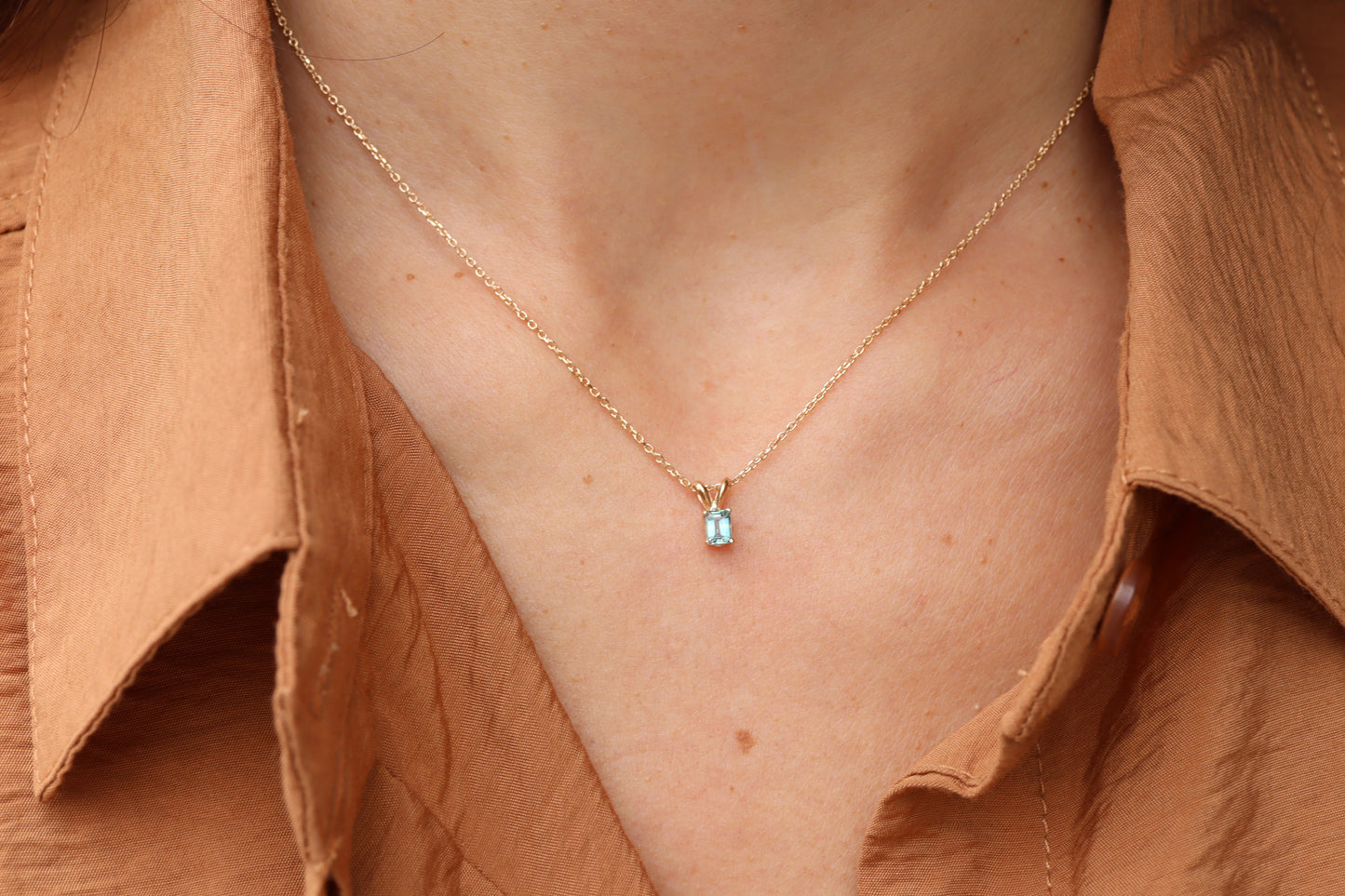 Collar Petit Lapin 4x3mm Fine