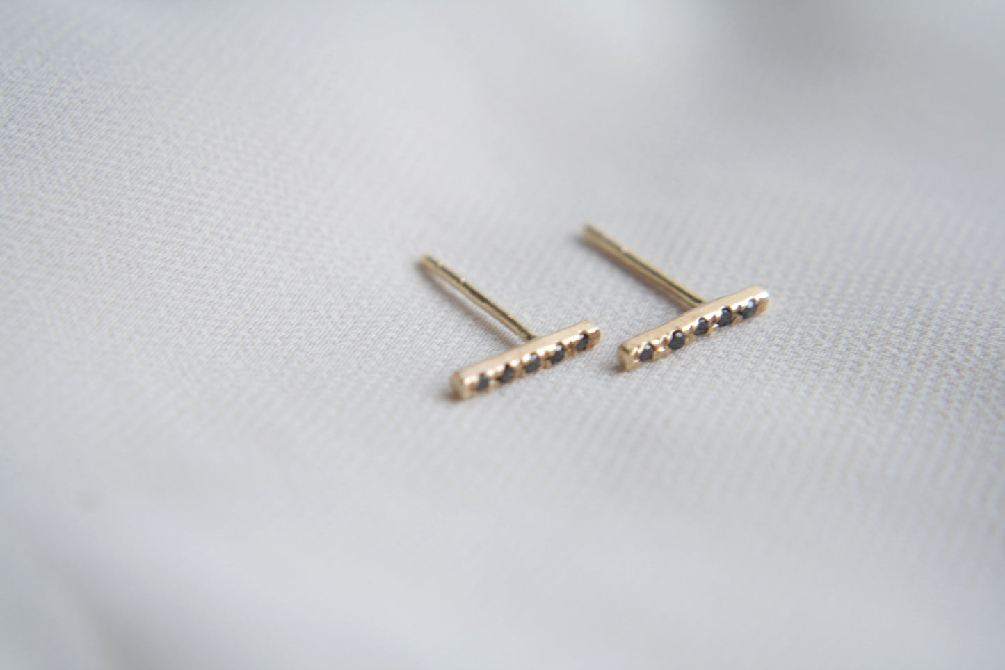 Studs Frida Diamante Negro Fine