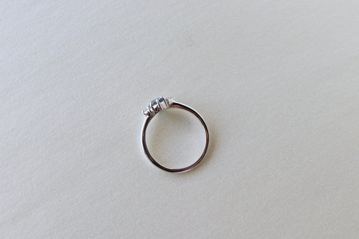 Anillo Suri Zafiro Azul 1.05cts Bridal