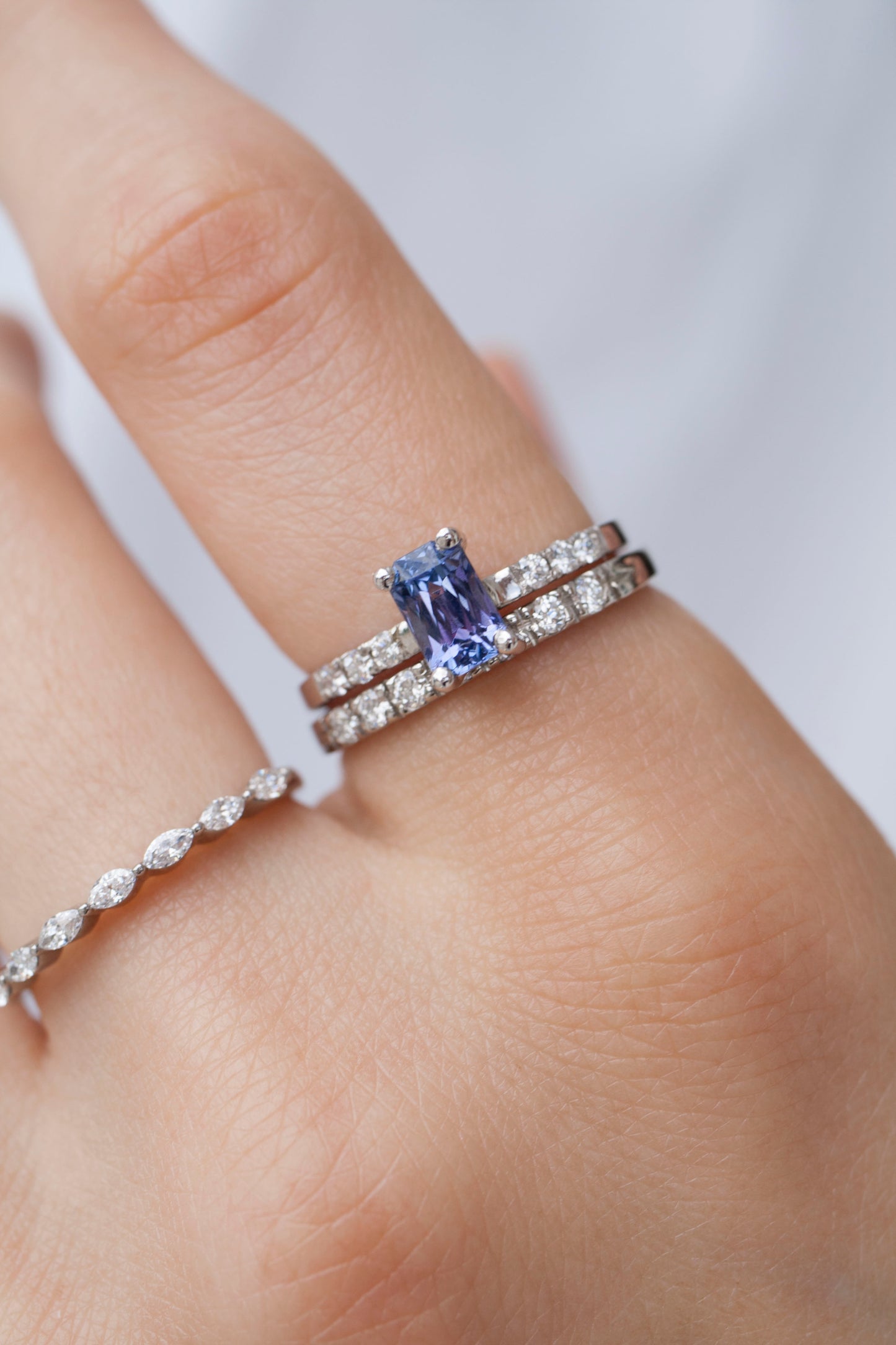 Anillo Naomi Tanzanita y Diamantes
