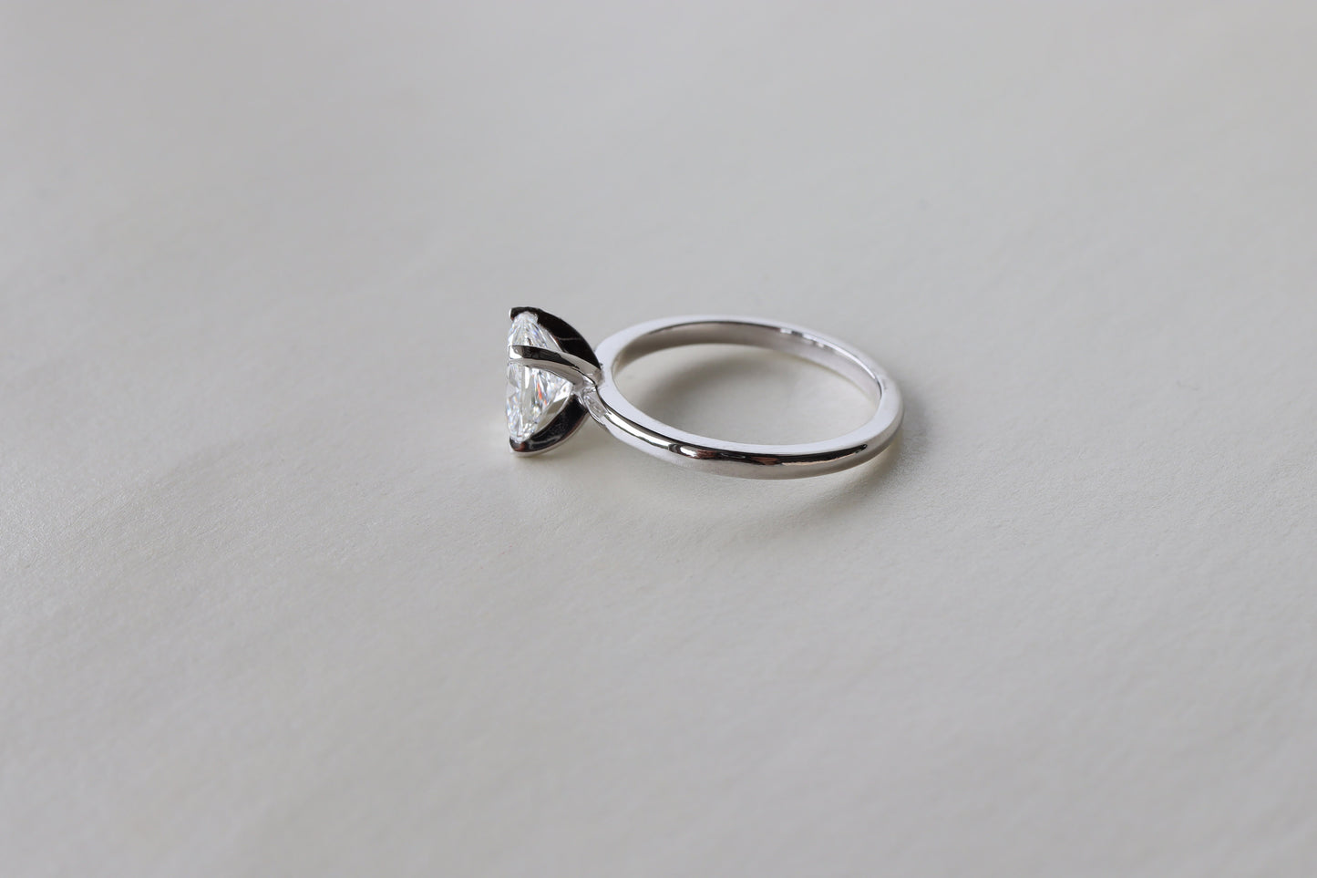Anillo Vale Diamante Long Cushion 1.48cts Bridal