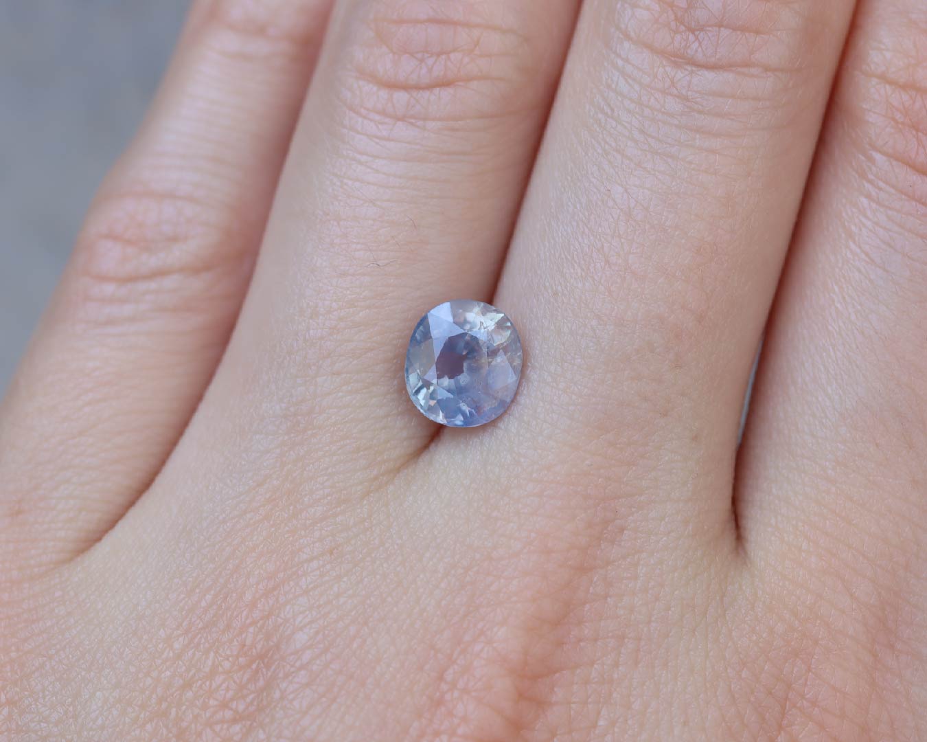 Piedra Zafiro Lila Opalescente 2.51cts S-991