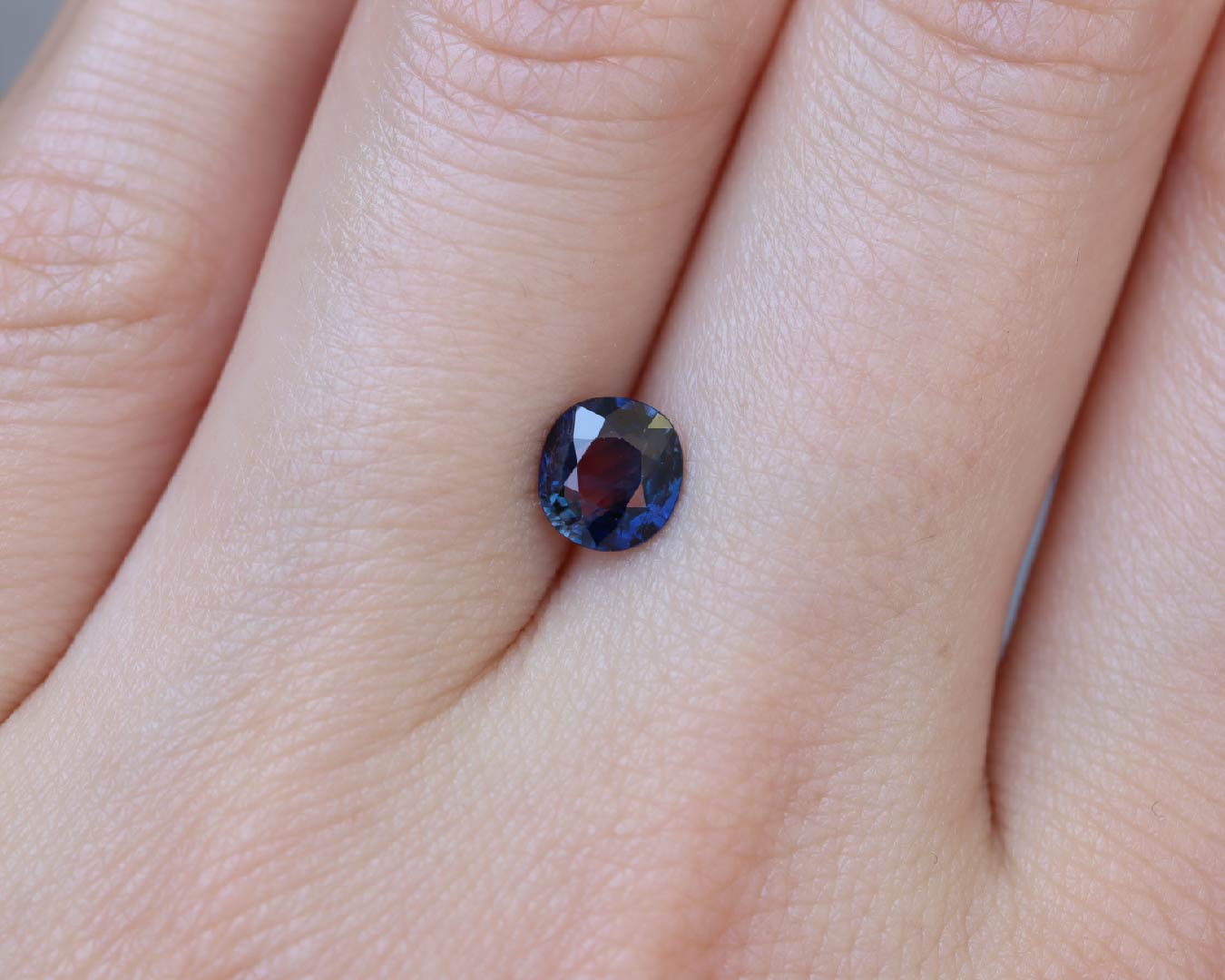 Piedra Zafiro Morado Obscuro 1.01 S-1606