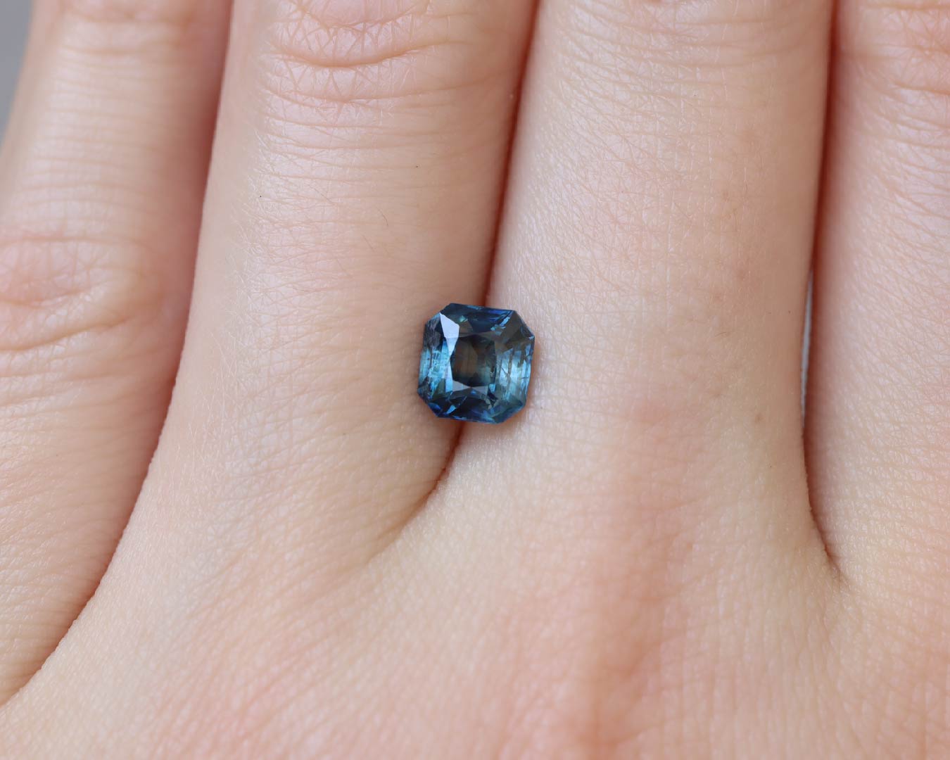 Piedra Zafiro Verde Azul 1.31 cts S-1515