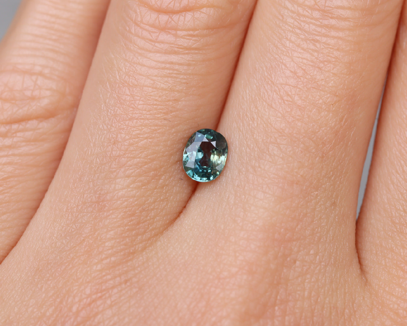 Piedra Zafiro Verde Azul 0.84cts S-1295