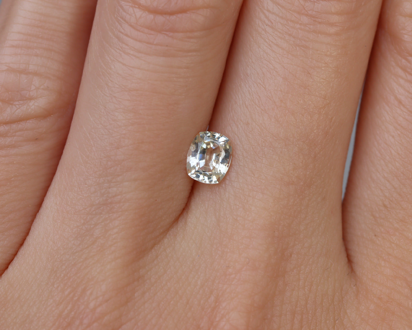 Piedra Zafiro Amarillo 0.84cts S-1717