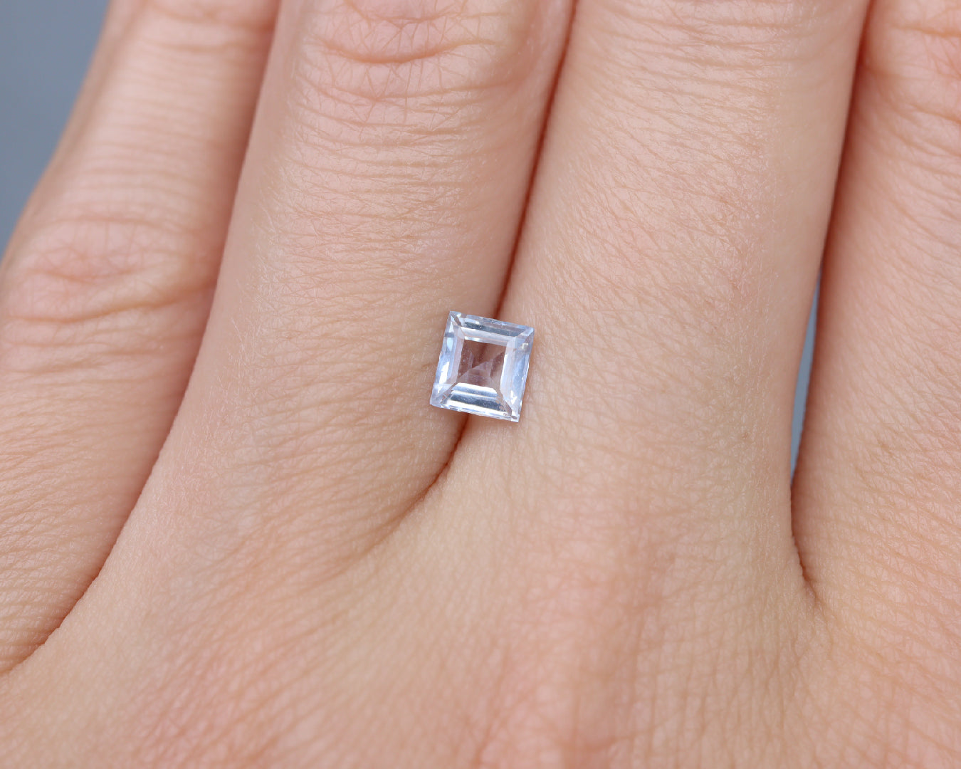 Piedra Zafiro Platino 0.78cts S-1643