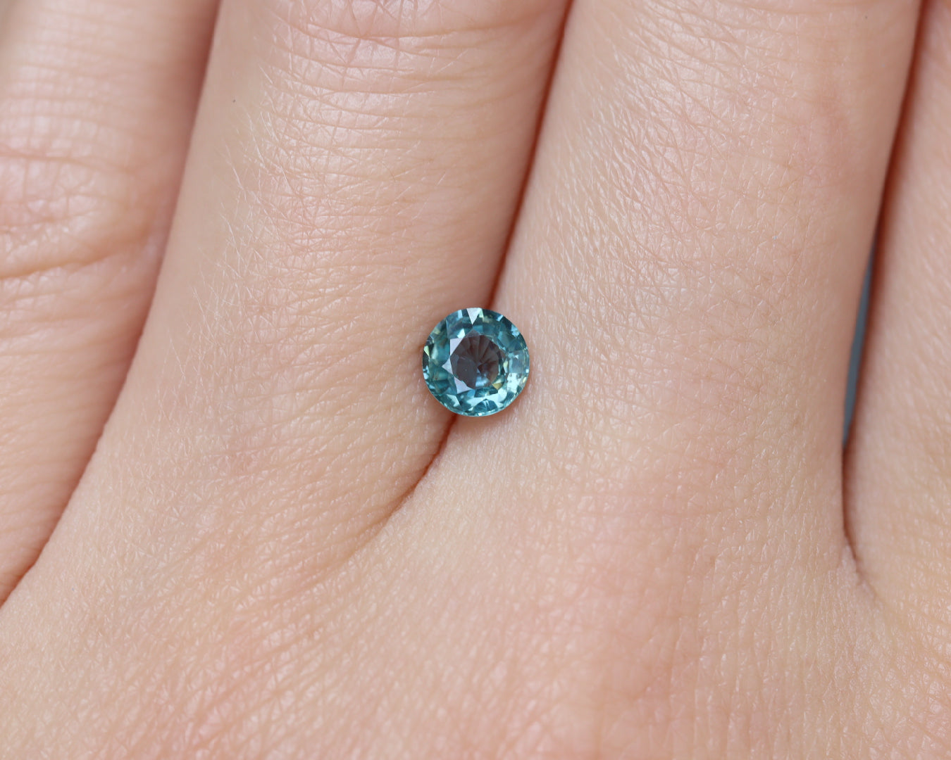 Piedra Zafiro Verde Azul 0.61cts S-1371