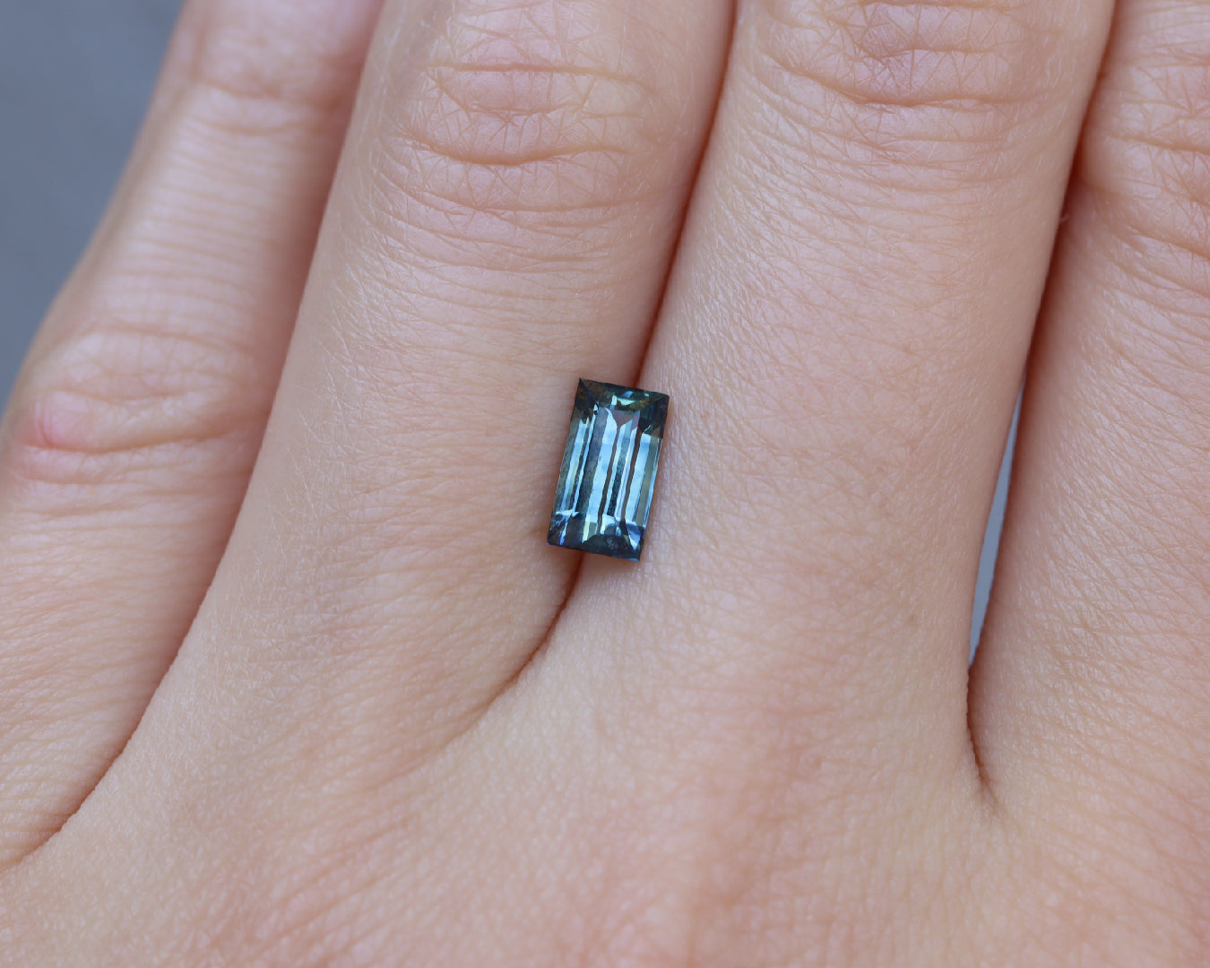 Piedra Zafiro Verde Azul 1.20cts S-1647