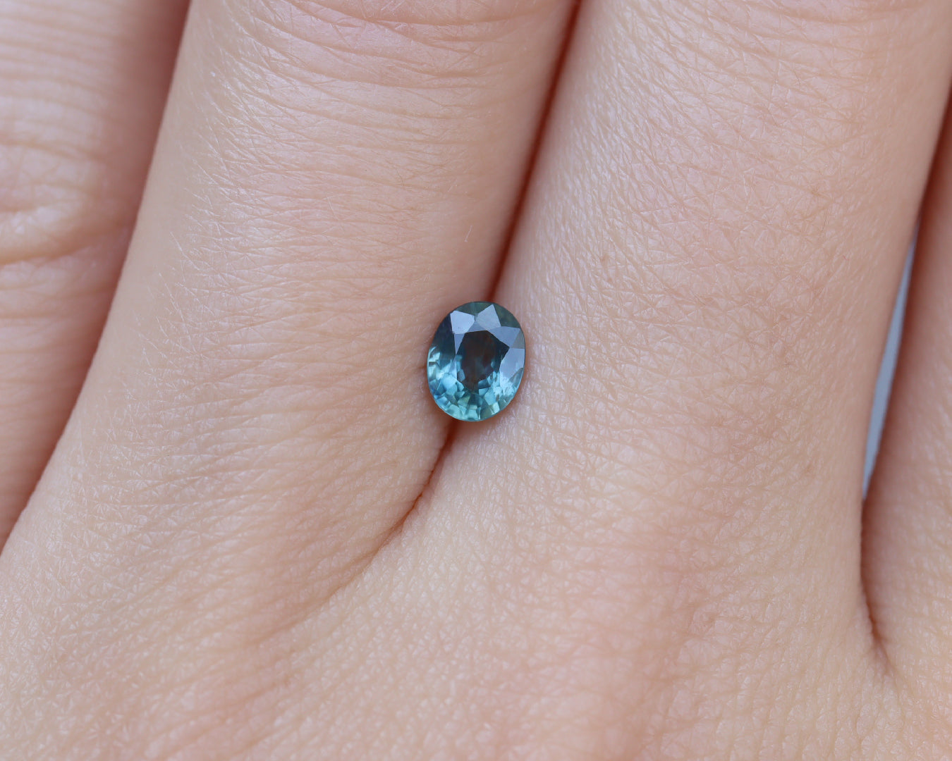 Piedra Zafiro Verde Azul 0.50cts S-1646