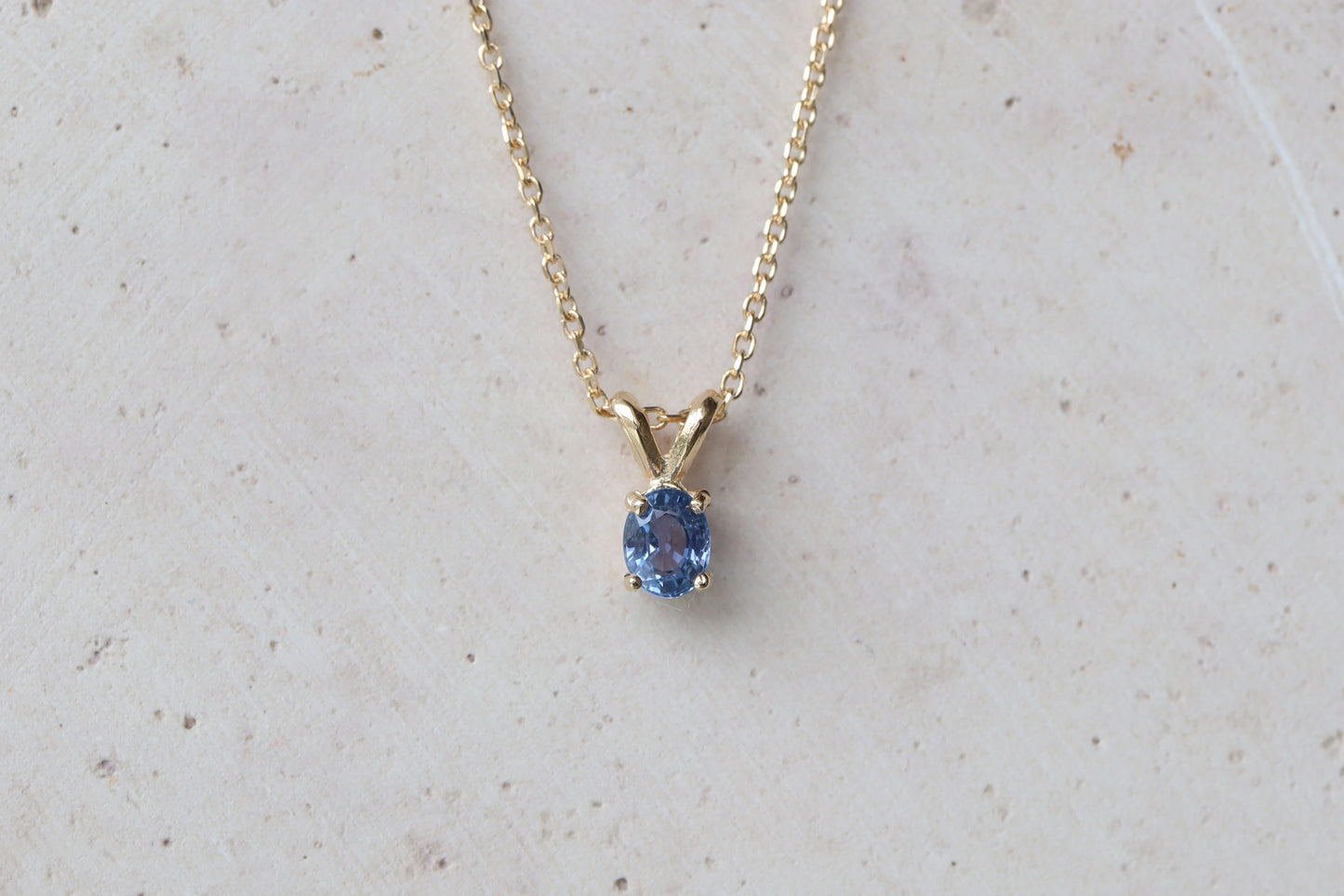 Collar Petit Lapin 4x3mm Fine
