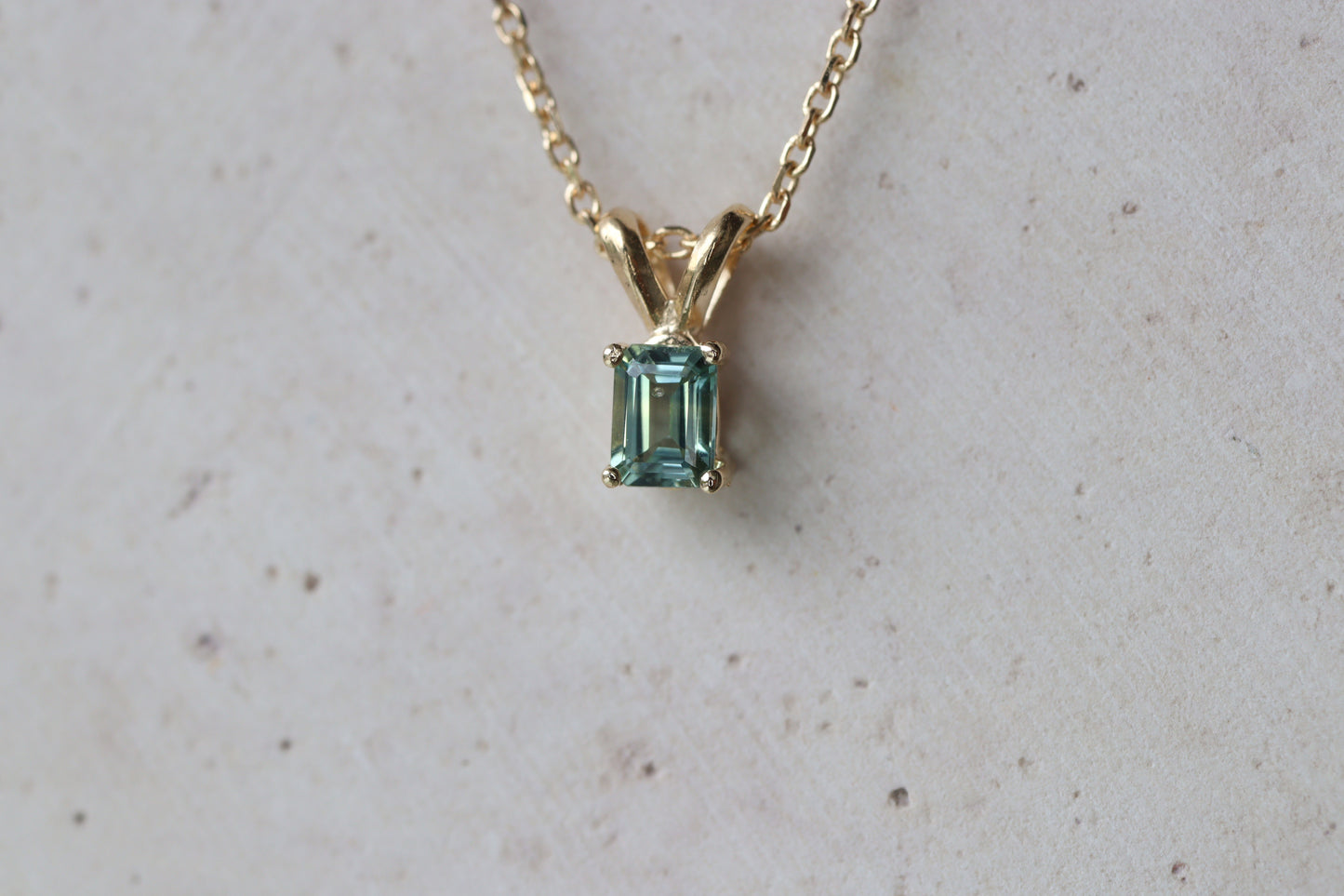Collar Petit Lapin 4x3mm Fine