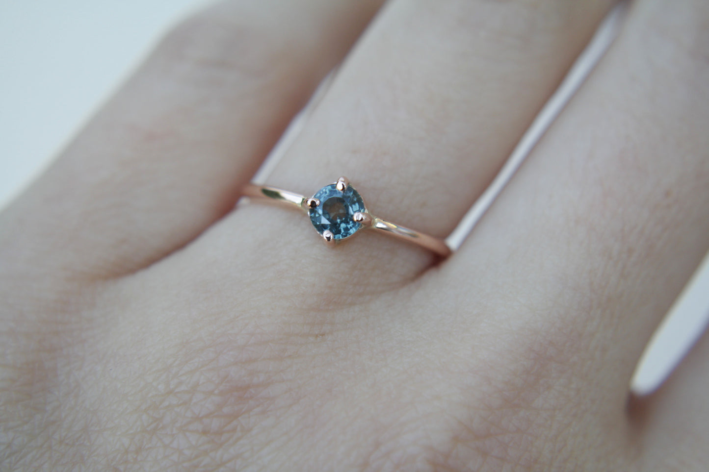 Anillo Nova Zafiro Verde Azul Redondo