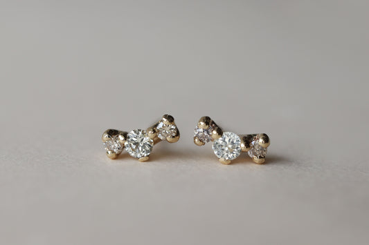 Arya Studs Zafiros y Diamantes Champagne Fine