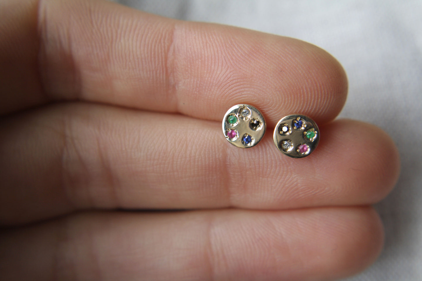 Studs Camila Rainbow fine