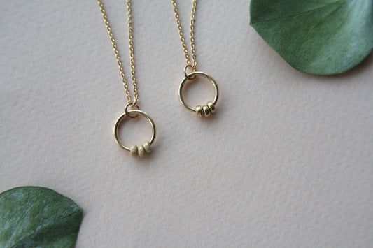Collar Cosmos Mini