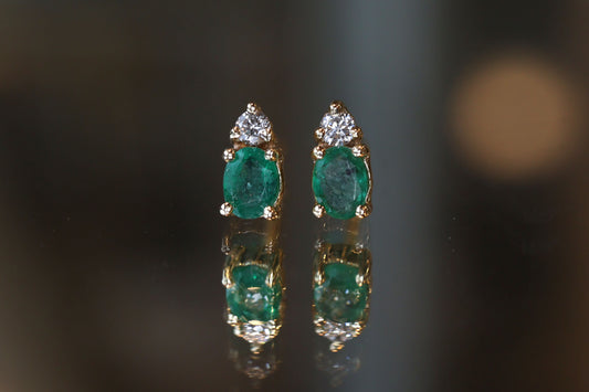 Aretes Luxe Esmeralda y Diamante Fine