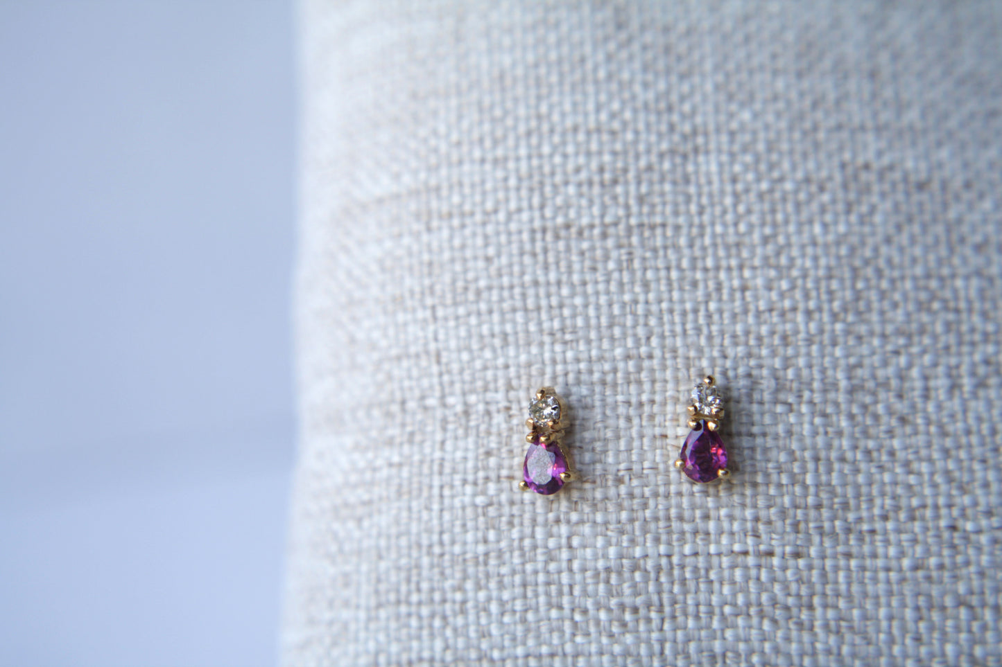 Aretes Luxe Granate y Diamantes fine
