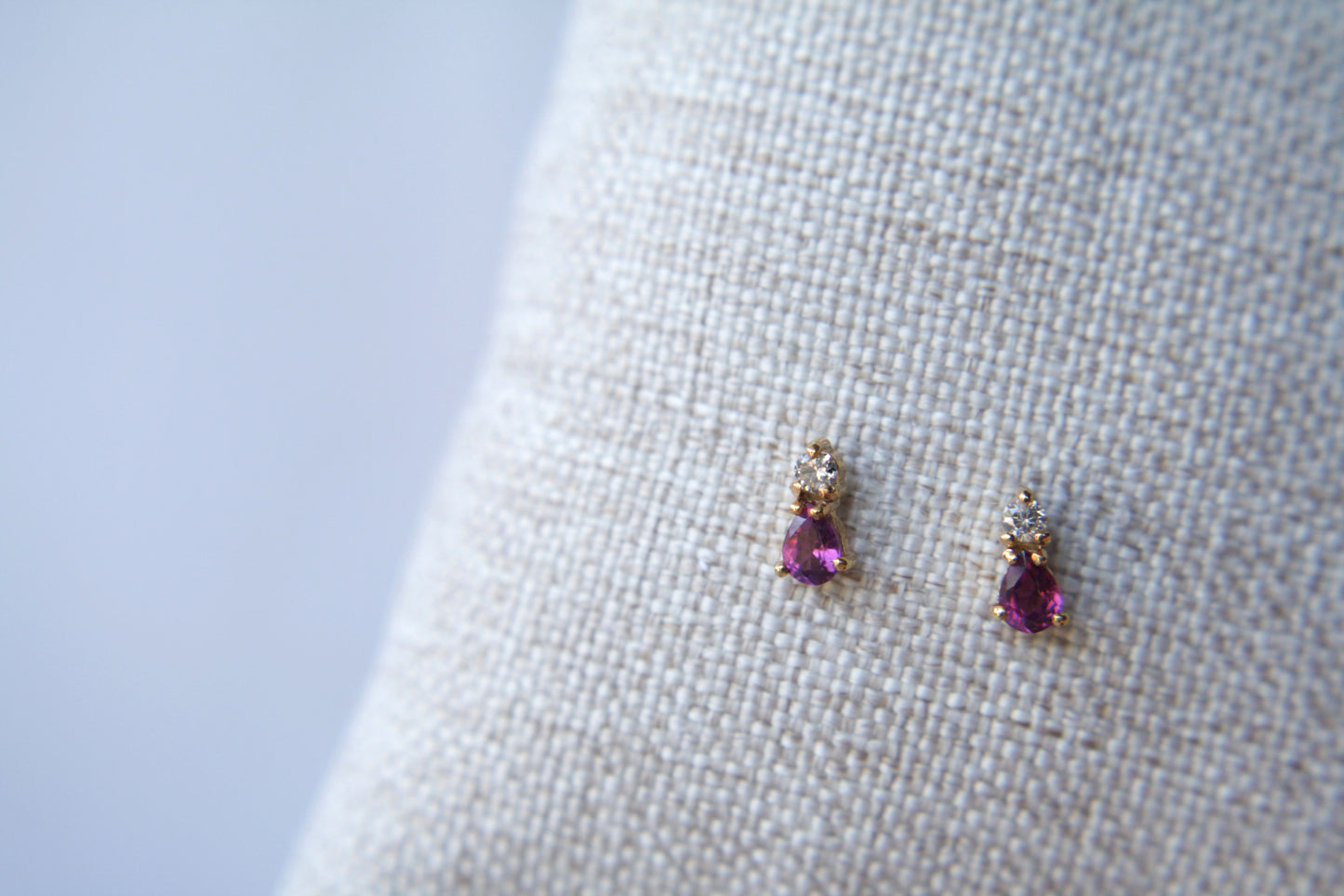 Aretes Luxe Granate y Diamantes fine
