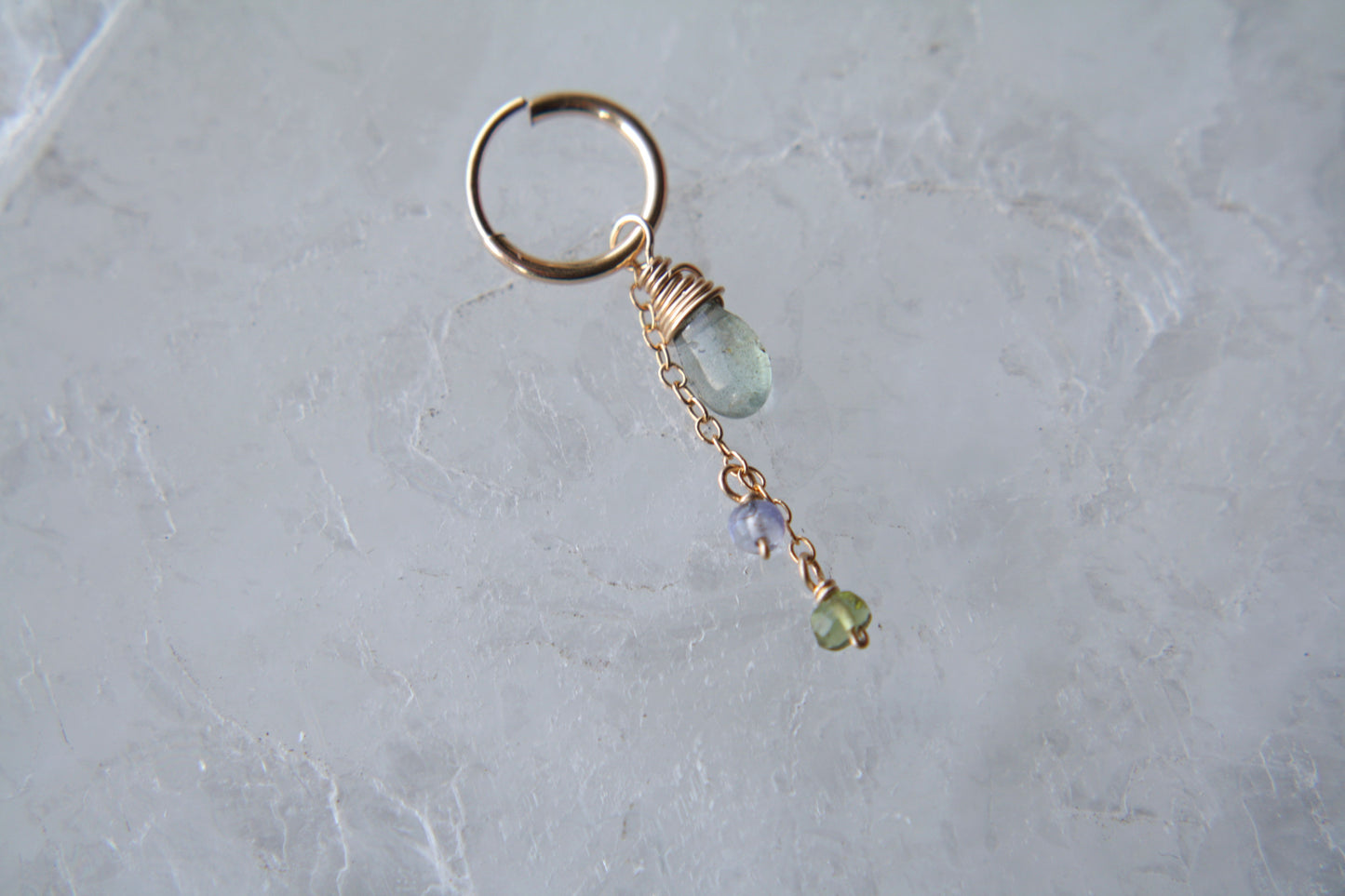 Piercings piedra con cadenita