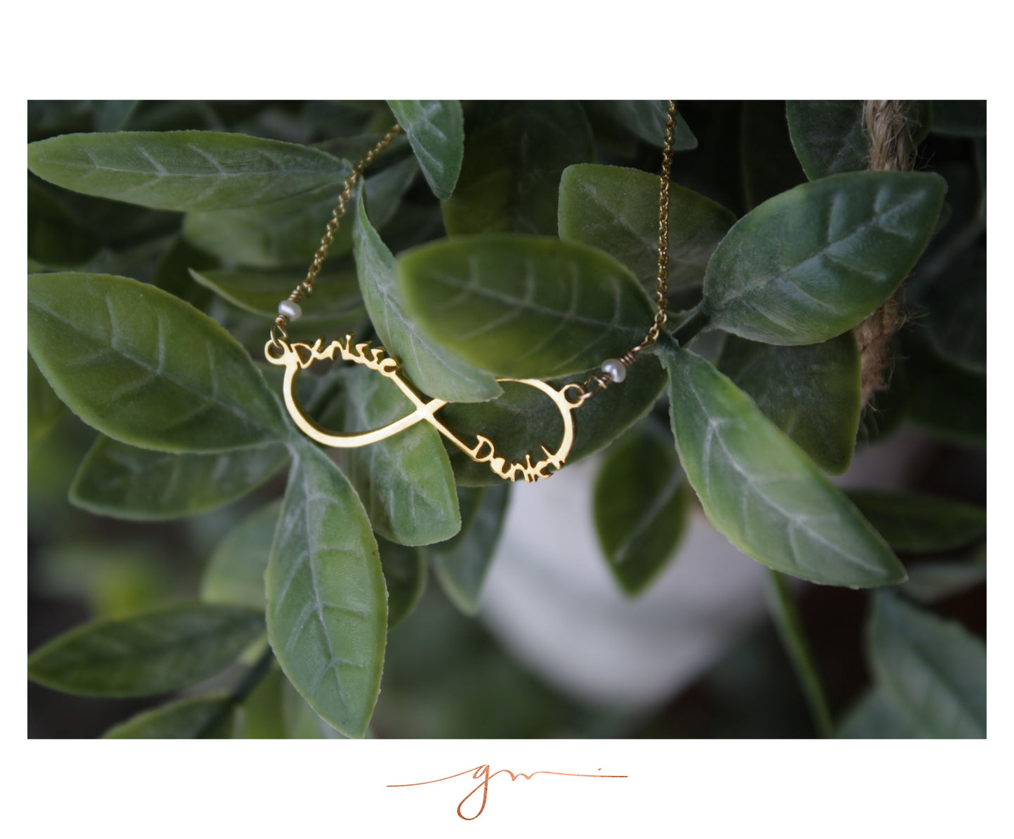 Collar Infinito con Nombres Personalizados